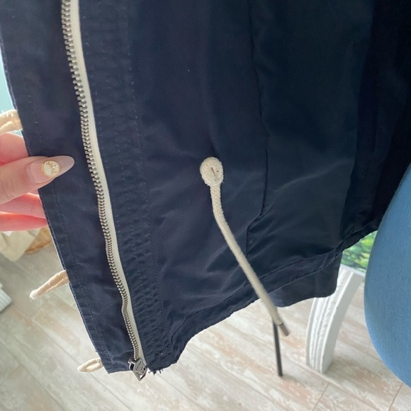 Abercrombie & Fitch Navy Blue Rain Jacket Size Medium - Picture 6 of 13